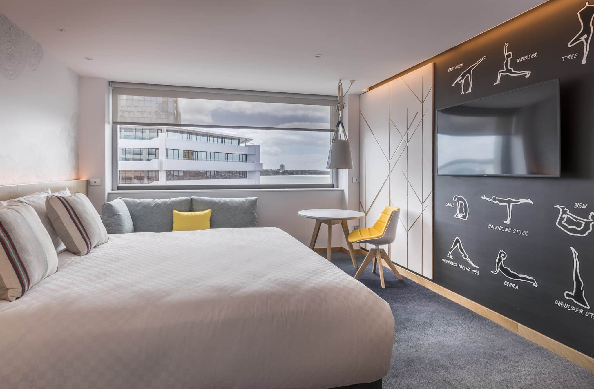 M Social King room